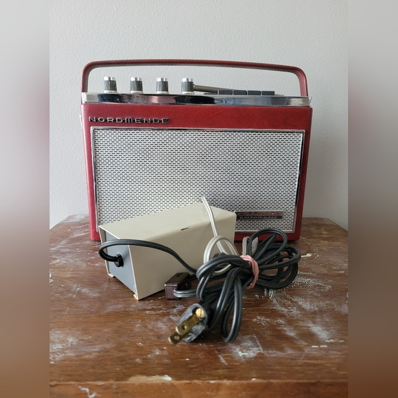 RARE Vintage 1960s Nordmende Transita Automatic radio made in West Germany - Picture 8 of 11